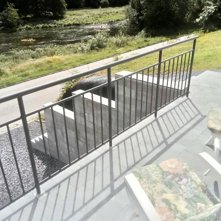 Villa Waterfront Bouillon
